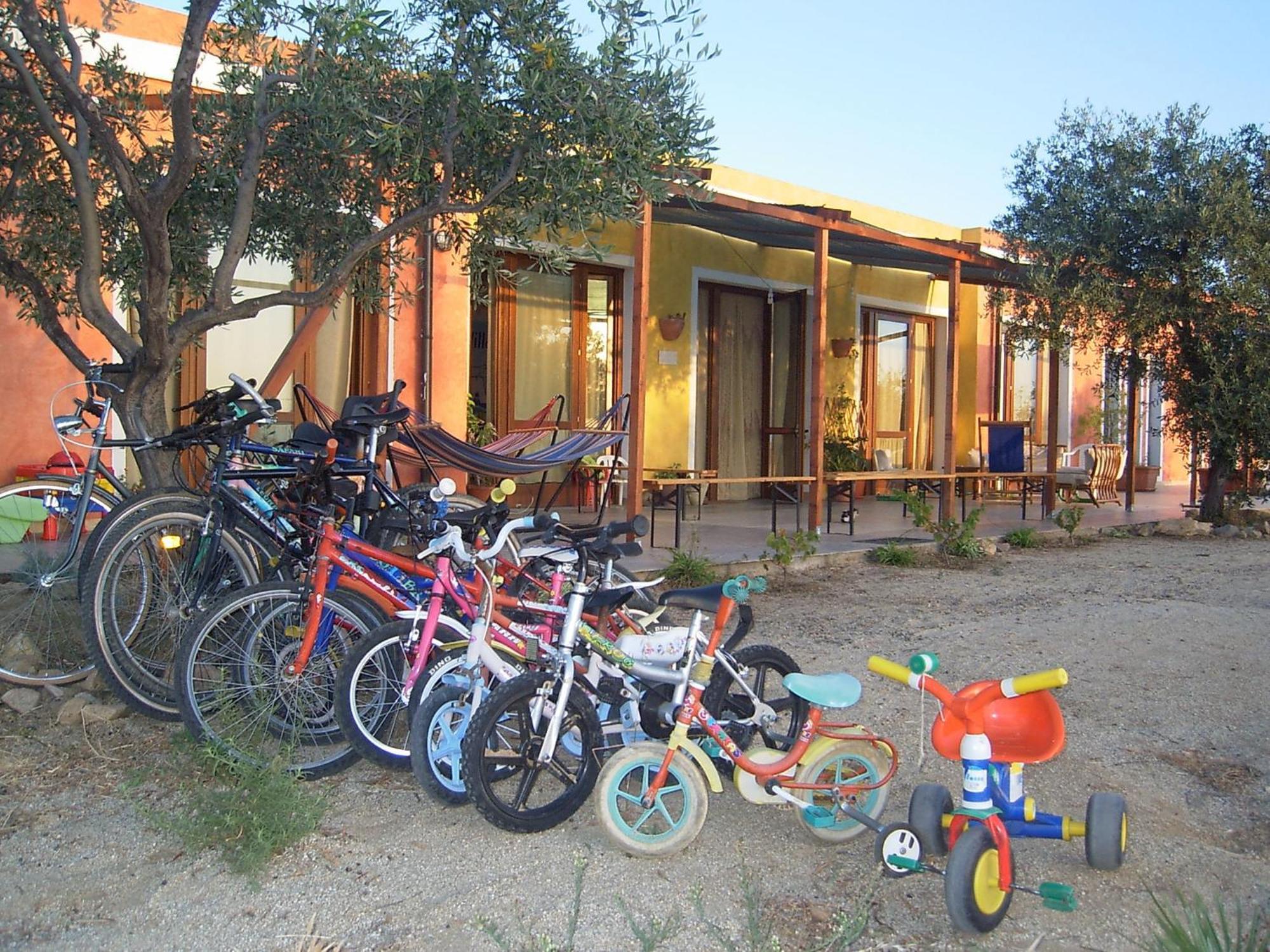 B&B Casa Per Ferie Villaggiocarovana กัสเตียดาส ภายนอก รูปภาพ
