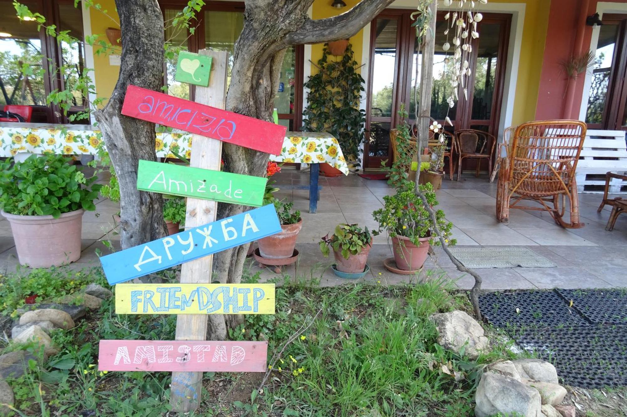 B&B Casa Per Ferie Villaggiocarovana กัสเตียดาส ภายนอก รูปภาพ