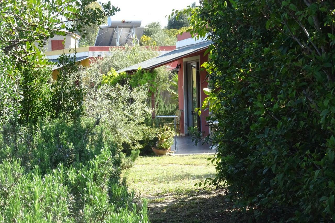 B&B Casa Per Ferie Villaggiocarovana กัสเตียดาส ภายนอก รูปภาพ
