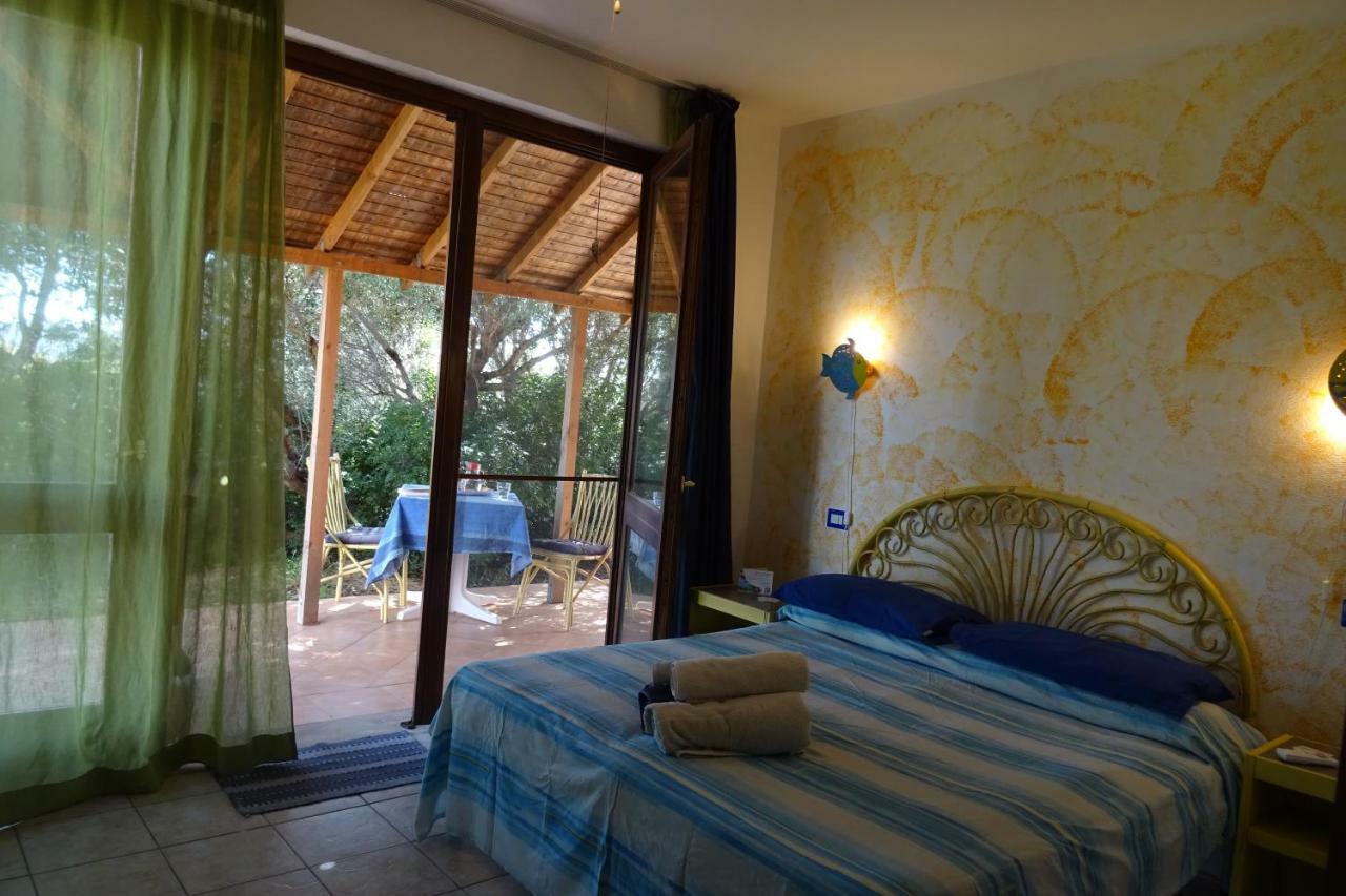 B&B Casa Per Ferie Villaggiocarovana กัสเตียดาส ภายนอก รูปภาพ